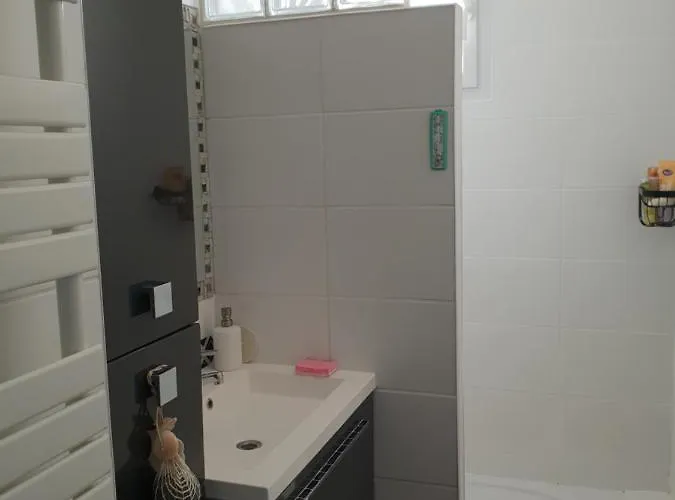 Nuits Oceanes A Avec Parking Privatif La Rochelle (Charente-Maritime)